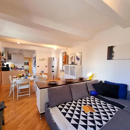 House Ca Du Dria By World